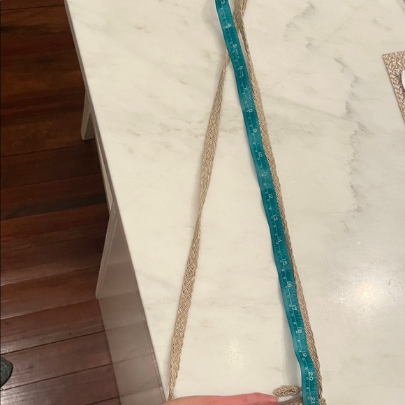 Elegant Tan Crochet Shoulder/crossbody Bag - Picture 5 of 9